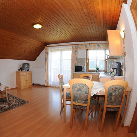 Haus Lukasser Grobming Bagian luar foto