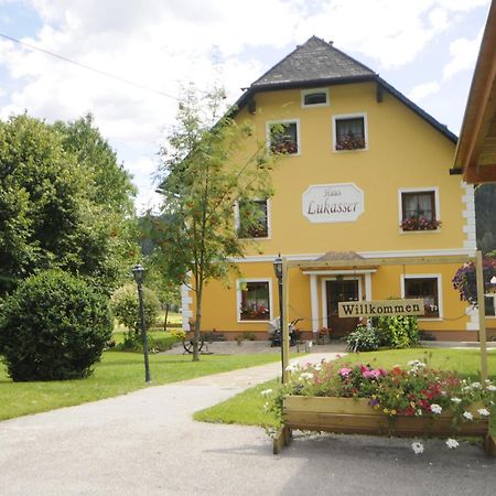 Haus Lukasser Grobming Bagian luar foto