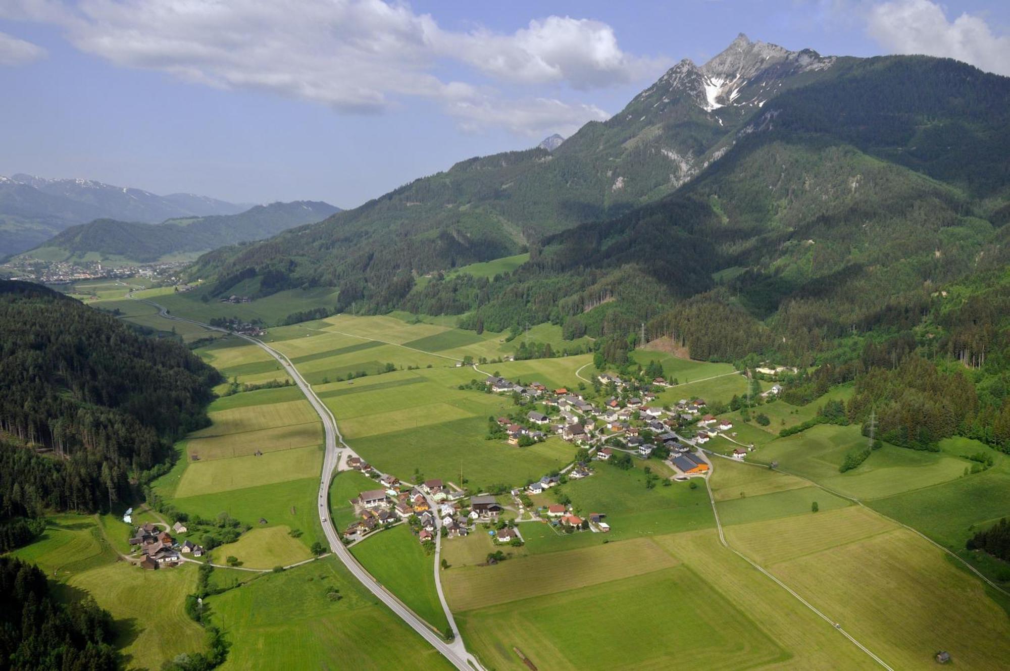 Haus Lukasser Grobming Bagian luar foto